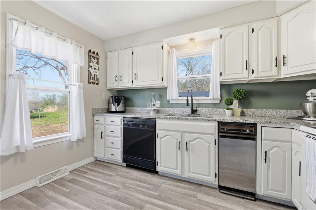 3800 North Prather Road Kansas City, MO 64116 - Photo 10 of 27
