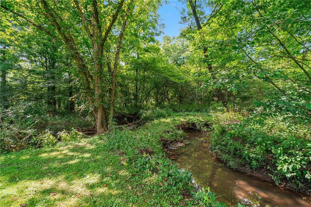 160 Cain Road Clinton, PA 15026 - Photo 34 of 34 Gallery Image 34