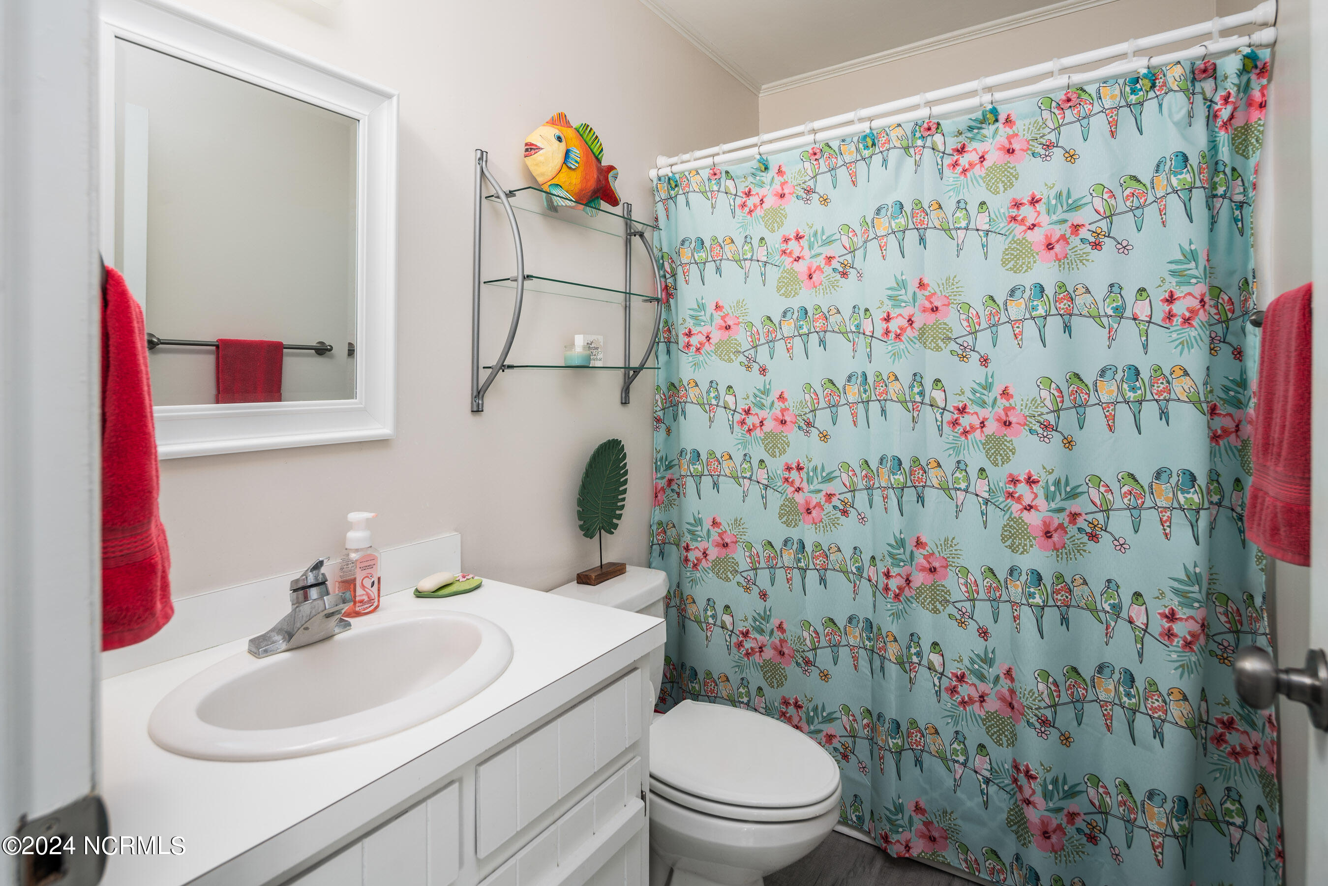 106 Robin Street Emerald Isle, NC 28594 - Photo 29 of 46 20240403 MLS A_Harris 106 Robin St Emera