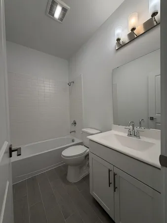 $2,600 | 8338 Bay Oaks Drive, Baytown, TX 77523