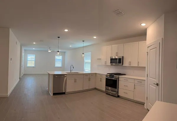 $2,600 | 8338 Bay Oaks Drive, Baytown, TX 77523