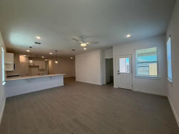 $2,600 | 8338 Bay Oaks Drive, Baytown, TX 77523