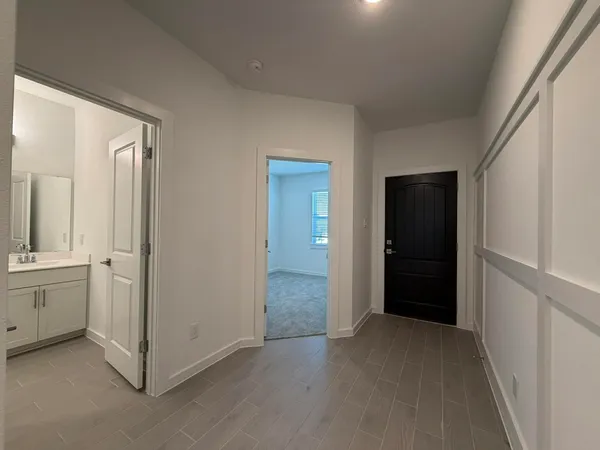 $2,600 | 8338 Bay Oaks Drive, Baytown, TX 77523