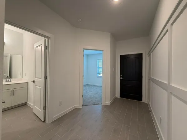 $2,600 | 8338 Bay Oaks Drive, Baytown, TX 77523