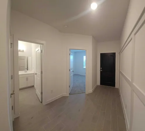 $2,600 | 8338 Bay Oaks Drive, Baytown, TX 77523