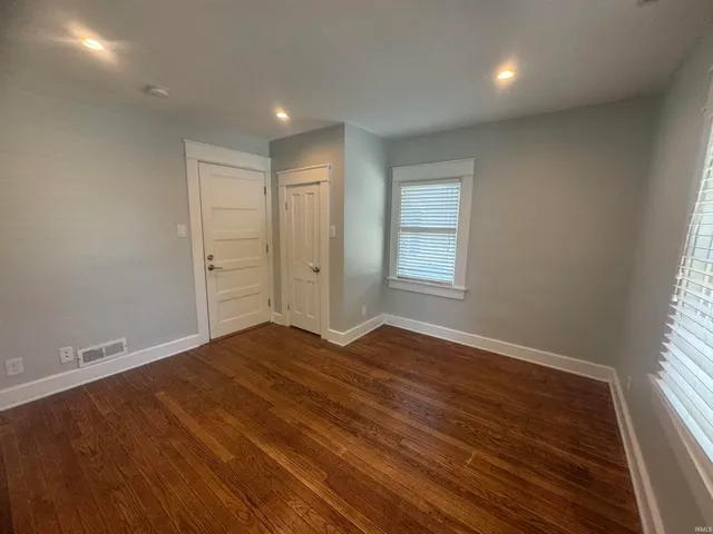 $2,200 | 729 East Hunter Avenue, Unit 3, Bloomington, IN 47401