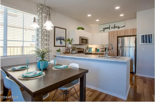 $2,080 | 677 East Commonwealth Place, Unit 3, Chandler, AZ 85225