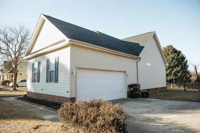 $284,900 | 111 Woodcroft Drive, Goldsboro, NC 27534