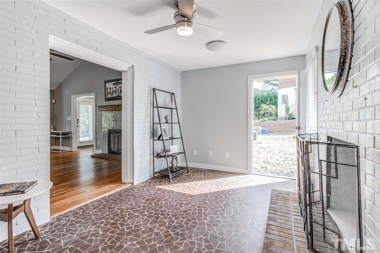 837 Woodburn Road Raleigh, NC 27605 - Photo 13 of 25 Gallery Image 13