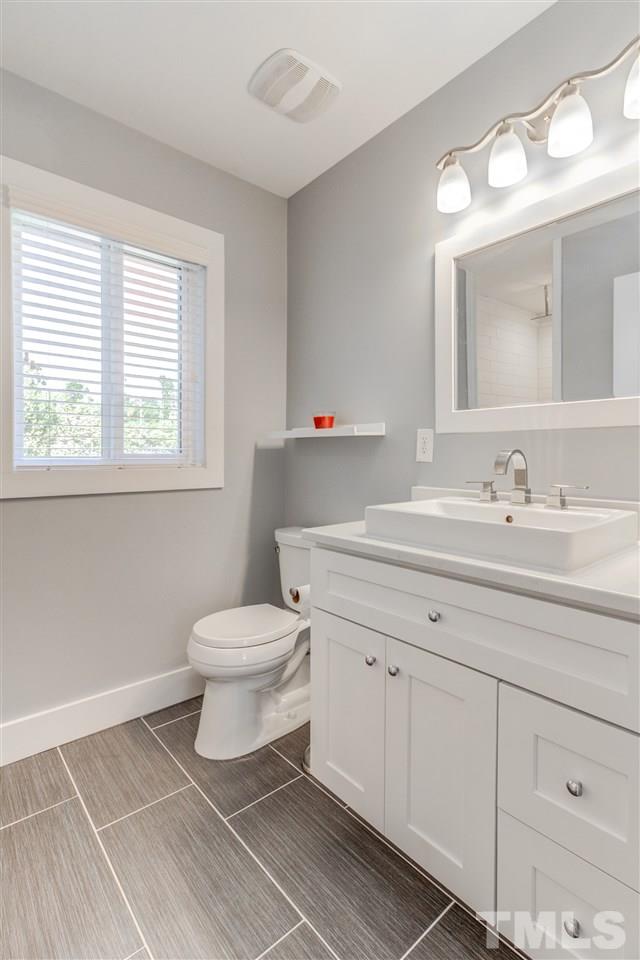 837 Woodburn Road Raleigh, NC 27605 - Photo 16 of 25 Gallery Image 16