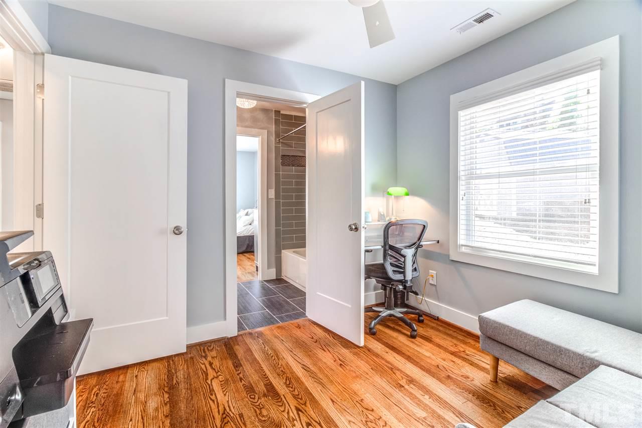 837 Woodburn Road Raleigh, NC 27605 - Photo 18 of 25 Gallery Image 18