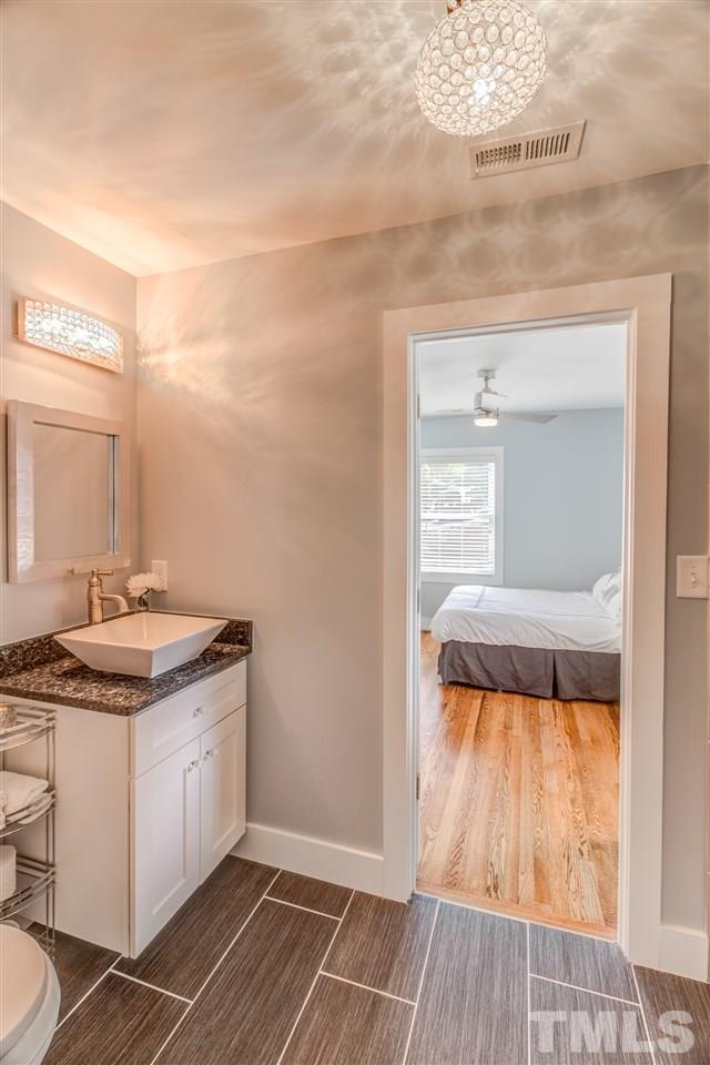 837 Woodburn Road Raleigh, NC 27605 - Photo 20 of 25 Gallery Image 20