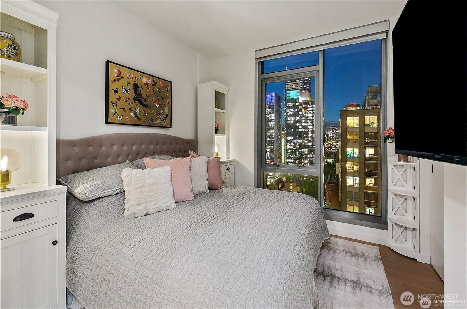 800 Columbia Street, Unit 1801 Seattle, WA 98104 - Photo 16 of 40