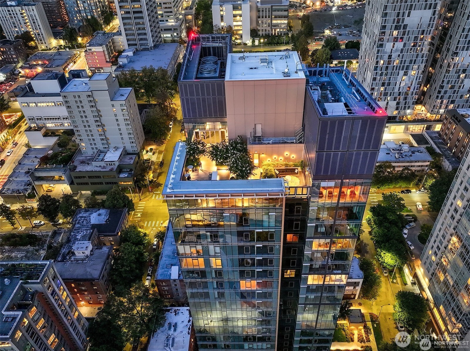 800 Columbia Street, Unit 1801 Seattle, WA 98104 - Photo 40 of 40