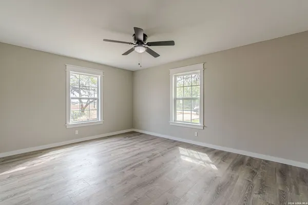 $264,900 | 1315 Olive Street, Jourdanton, TX 78026