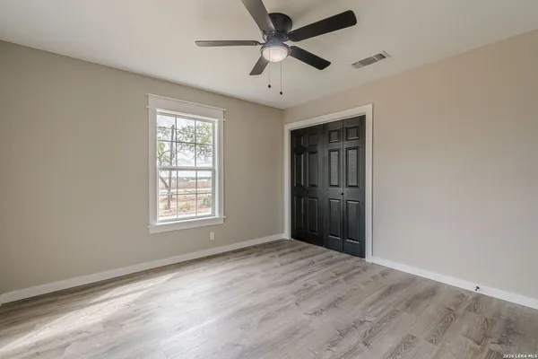 $264,900 | 1315 Olive Street, Jourdanton, TX 78026