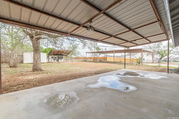 $264,900 | 1315 Olive Street, Jourdanton, TX 78026