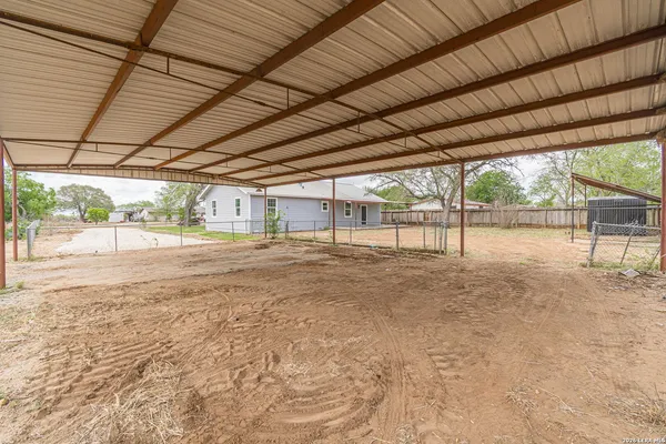 $264,900 | 1315 Olive Street, Jourdanton, TX 78026