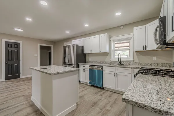 $264,900 | 1315 Olive Street, Jourdanton, TX 78026