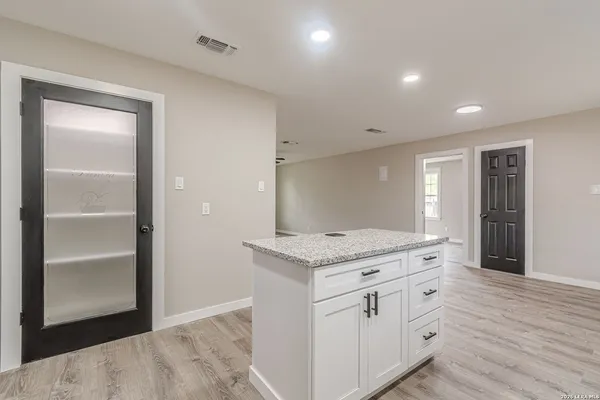 $264,900 | 1315 Olive Street, Jourdanton, TX 78026