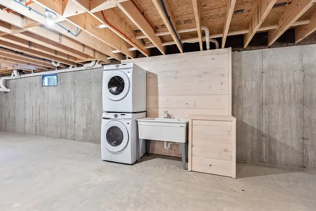 $499,000 | 3 Balsam Lane, Litchfield, ME 04350