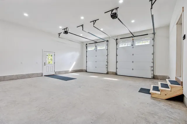 $499,000 | 3 Balsam Lane, Litchfield, ME 04350