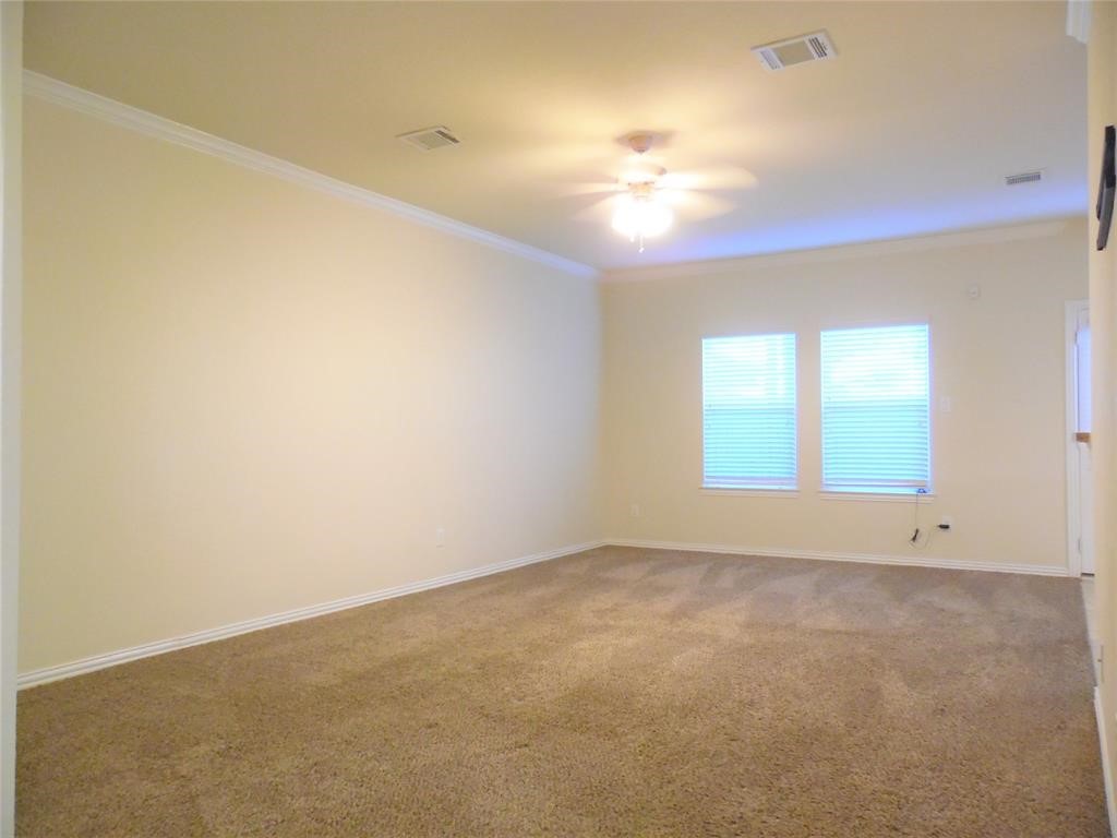 5106 Gable Lane Houston, TX 77066 - Photo 3 of 39 a view of an empty room with a window
