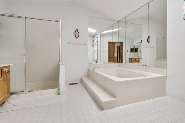 $649,000 | 1525 Sandburg Drive, Schaumburg, IL 60173