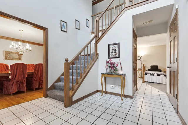 $649,000 | 1525 Sandburg Drive, Schaumburg, IL 60173