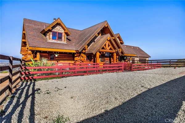 a view of outdoor space