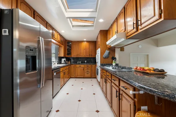 $1,250,000 | 1754 West 242nd Place, Torrance, CA 90501
