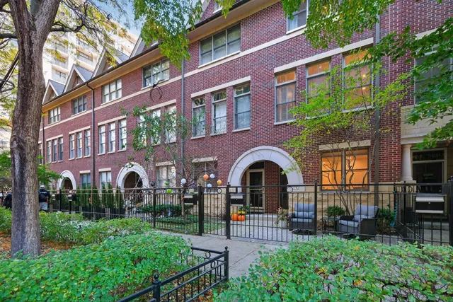 $760,000 | 232 East Cullerton Street, Chicago, IL 60616