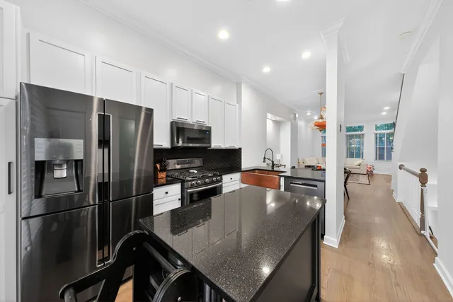 $760,000 | 232 East Cullerton Street, Chicago, IL 60616