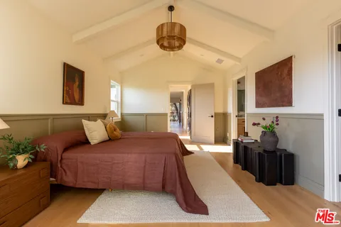 $1,678,000 | 4020 Clayton Avenue, Los Angeles, CA 90027