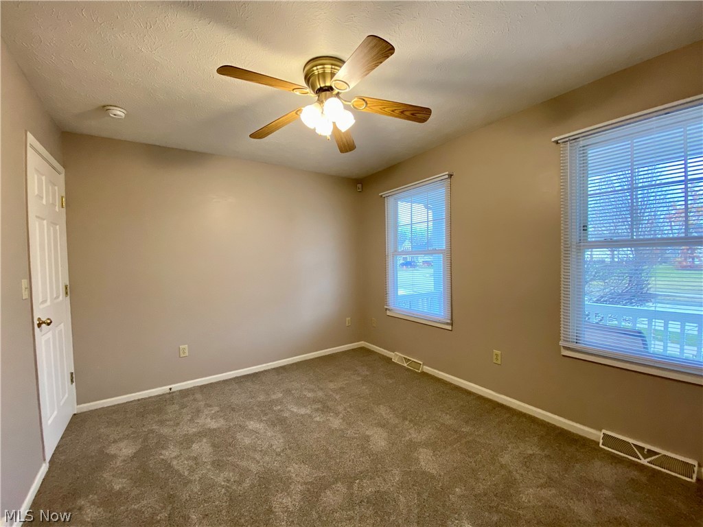 4354 Archer Road Cleveland, OH 44105 - Photo 10 of 31
