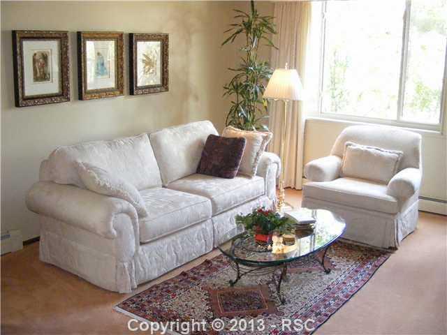 24 Leaming Road Colorado Springs, CO 80906 - Photo 2 of 16