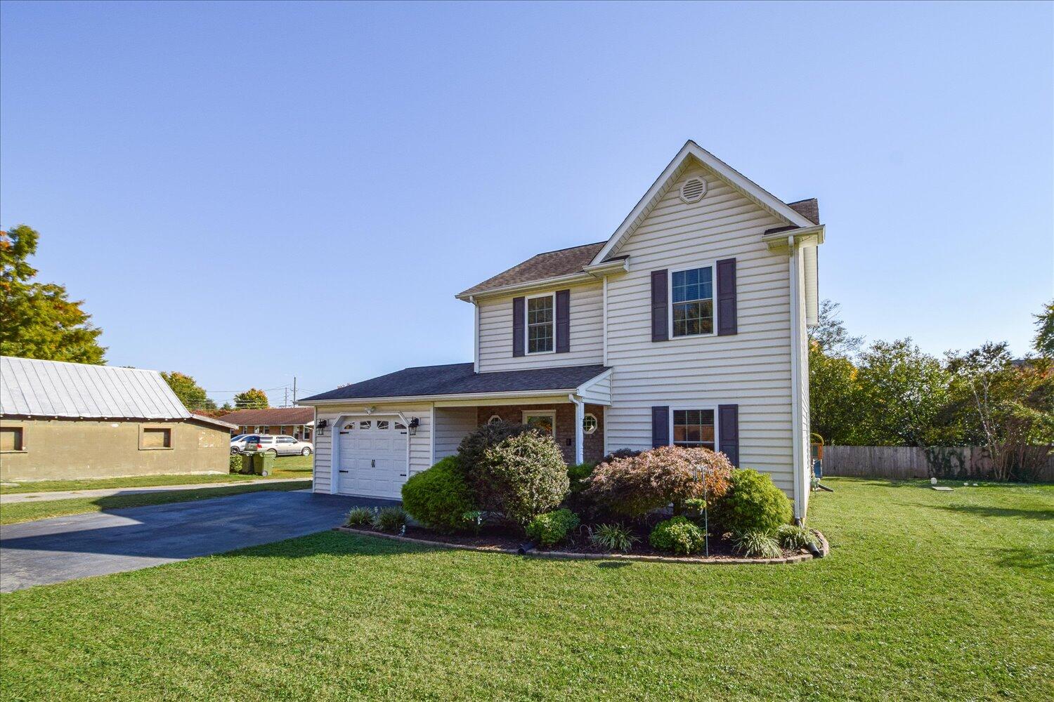 430 6th Street Salem, VA 24153 - Photo 17 of 24 17-430 6th-17