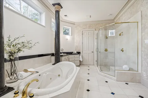 $4,495,000 | 608 Little John Lane, Houston, TX 77024