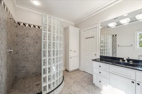 $4,495,000 | 608 Little John Lane, Houston, TX 77024