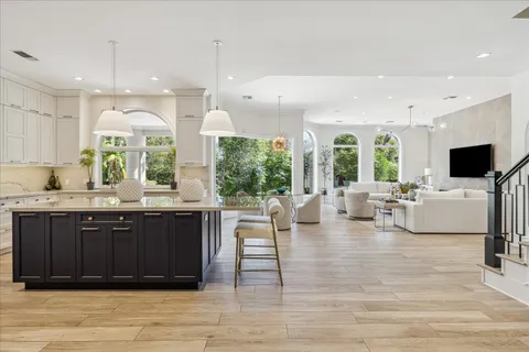 $4,495,000 | 608 Little John Lane, Houston, TX 77024