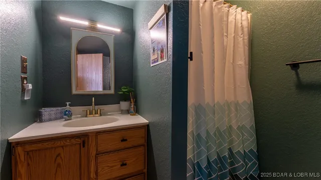 $339,900 | 26505 Mesa Drive, Rocky Mount, MO 65072