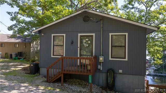 $339,900 | 26505 Mesa Drive, Rocky Mount, MO 65072