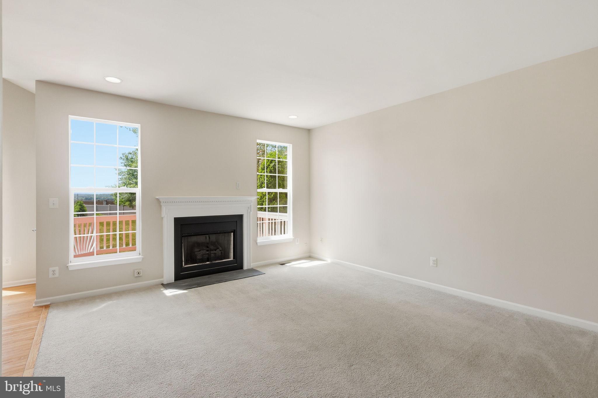 19617 Edgemont Square Ashburn, VA 20147 - Photo 13 of 65 Family Room