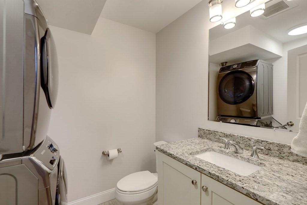 15 Barnstable Road Worcester, MA 01605 - Photo 20 of 31 Gallery Image 20
