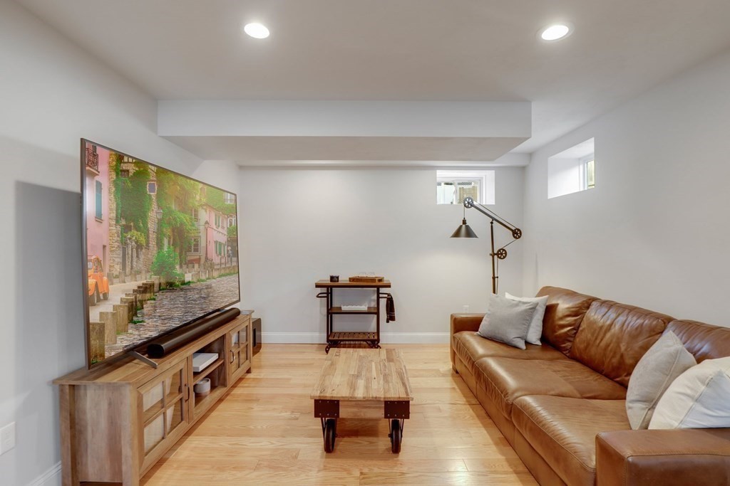 15 Barnstable Road Worcester, MA 01605 - Photo 24 of 31 Gallery Image 24