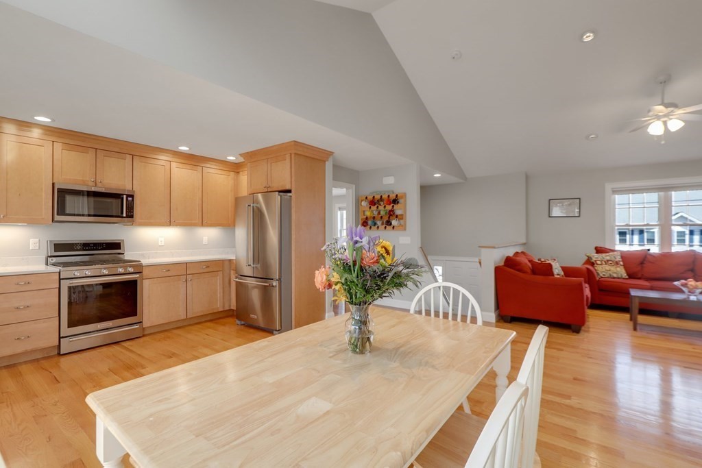 15 Barnstable Road Worcester, MA 01605 - Photo 10 of 31 Gallery Image 10