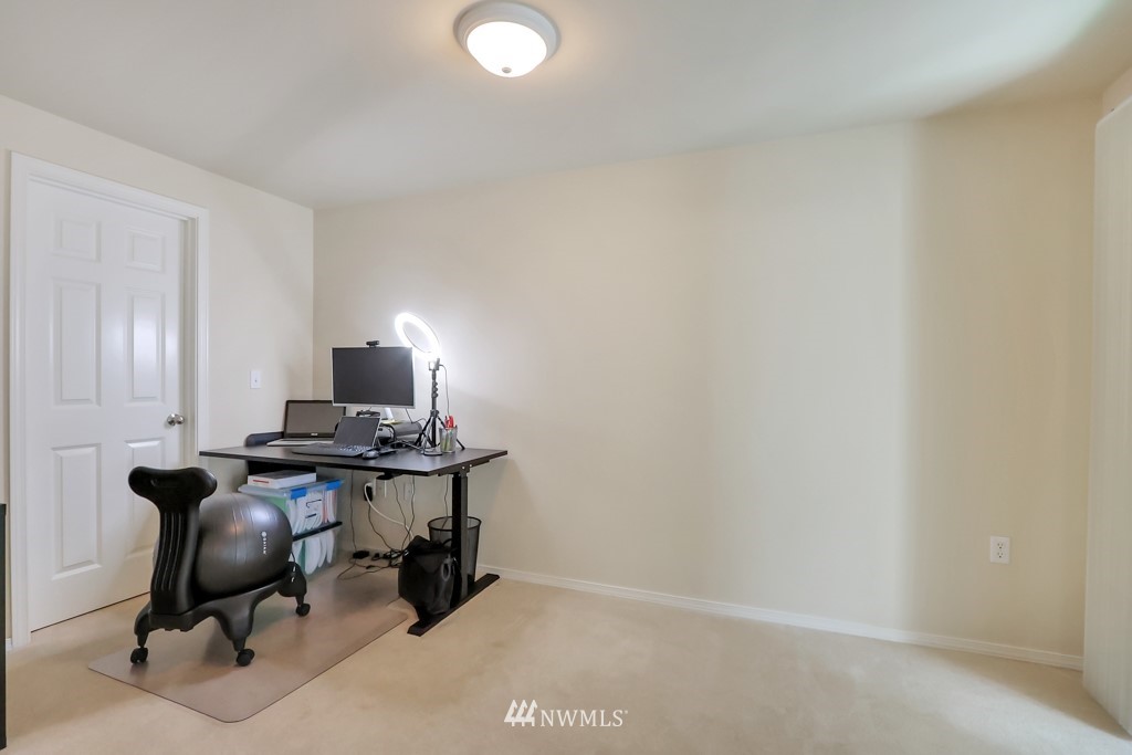 4751 Shattuck Avenue South, Unit A102 Renton, WA 98055 - Photo 16 of 18