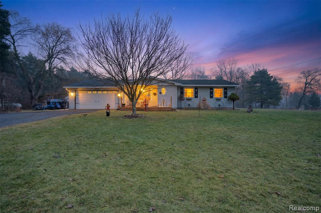 9411 South Jennings Road Grand Blanc, MI 48439 - Photo 2 of 40 Gallery Image 2