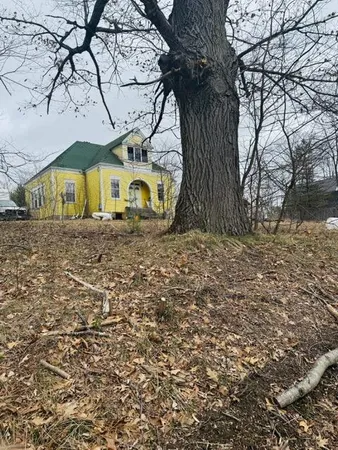 $149,000 | 90 North Main Street, Monmouth, ME 04265