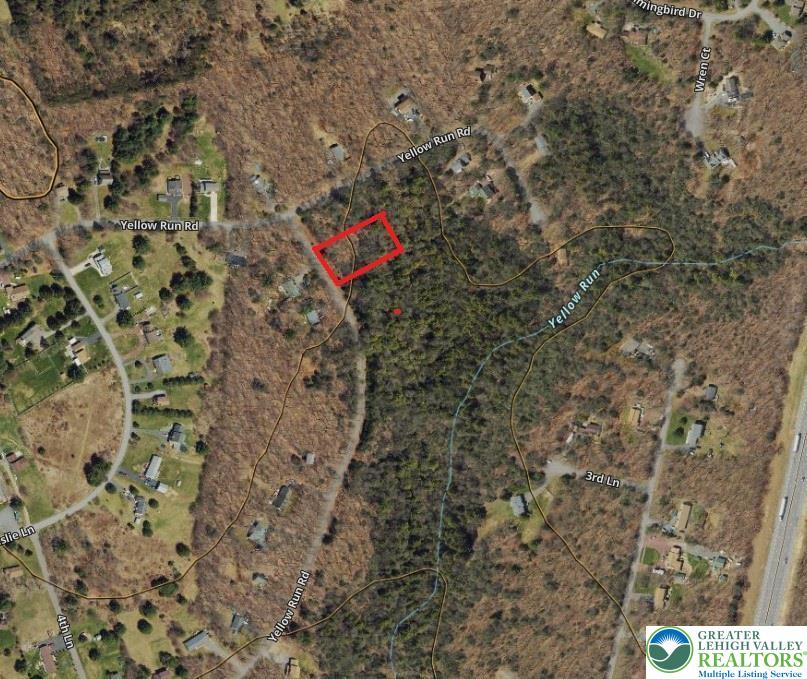 169 Yellow Run Road Jim Thorpe, PA 18229 - Photo 5 of 6 a bathroom with a shower curtain